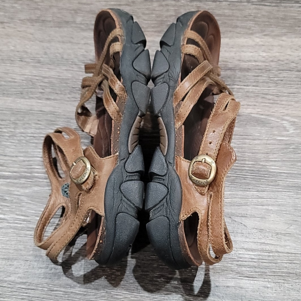 Keen Brown Strappy Sandals - Picture 9 of 13